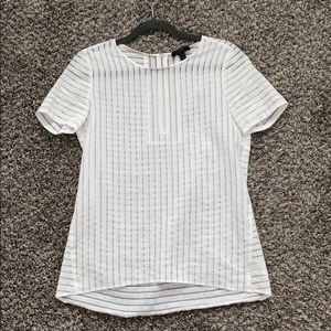 Women’s size 0 white top